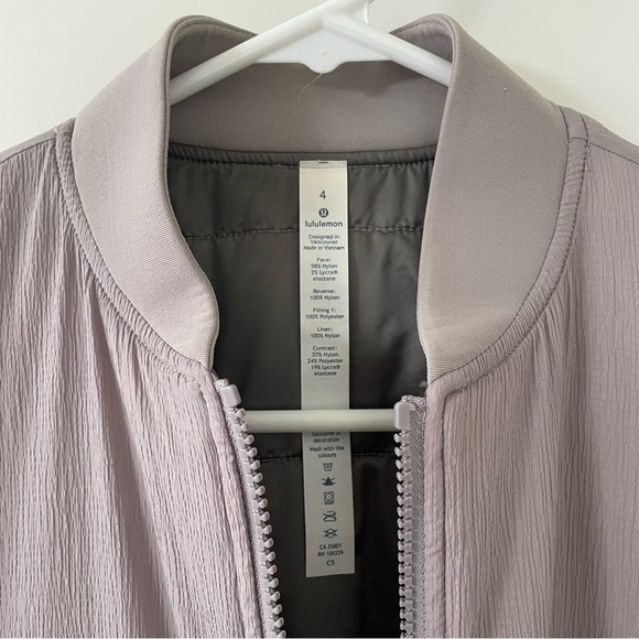 Lululemon reversible bomber jacket in lavender - Picture 13 of 14